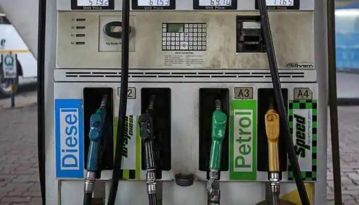 Fuel prices: త్వరలో పెట్రోల్, డీజిల్ ధరల్లో తగ్గుదల, సుంకం తగ్గించేందుకు సిద్ధమైన కేంద్రం