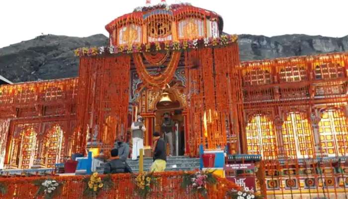 Chardham Yatra: చార్‌థామ్ యాత్రపై ఉత్తరాఖండ్ హైకోర్టు స్టే