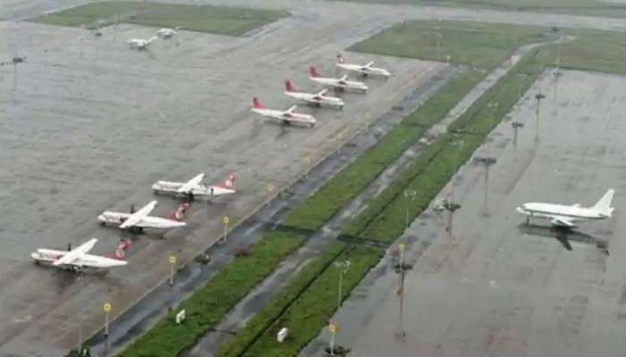 Vijayawada Airport Runway: రాష్ట్రంలోనే అతిపెద్ద రన్‌వేగా విజయవాడ ఎయిర్‌పోర్ట్ , ఇవాళ్టి నుంచి ప్రారంభం