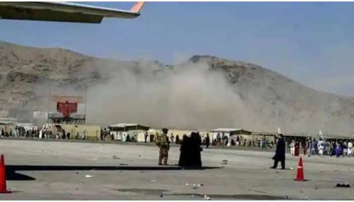 Kabul Blast: కాబూల్ విమానాశ్రయంలో మరోసారి పేలుడు, ఇద్దరి మృతి