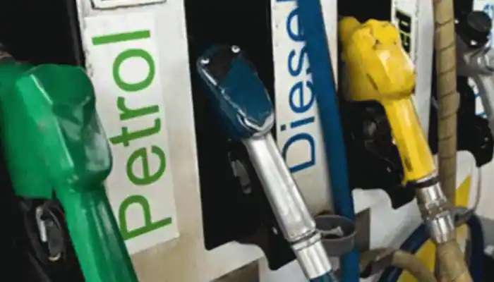 Fuel prices hiked: రికార్డు స్థాయికి పెరిగిన పెట్రోల్, డీజిల్ ధరలు