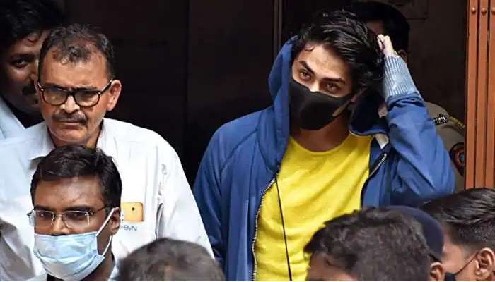 Aryan Khan Drugs Case: బాలీవుడ్‌లో వివాదం రేపుతున్న ఆర్యన్ ఖాన్ డ్రగ్స్ కేసు