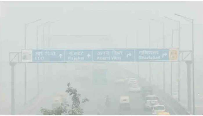 Air Pollution in Delhi : ఢిల్లీలో డేంజర్ బెల్స్... అత్యంత ప్రమాదకర స్థాయిలో వాయు కాలుష్యం...