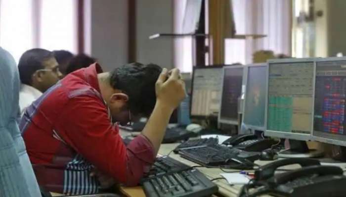 Stock Market today: కుదిపేసిన ఒమిక్రాన్ భయాలు- స్టాక్ మార్కెట్లకు భారీ నష్టాలు
