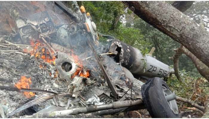 Bipin Rawat Helicopter Crash: హెలికాప్టర్‌ ప్రమాదంలో నలుగురు మృతి.. ముగ్గురిని కాపాడిన ఐఏఎఫ్‌!!