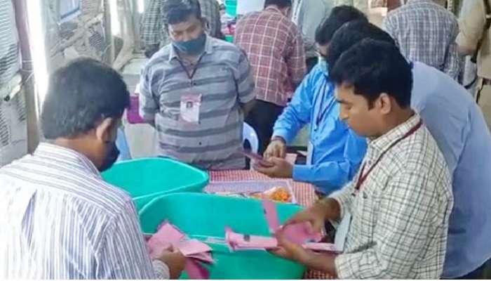 Telangana MLC Election: తెలంగాణ ఎమ్మెల్సీ ఎన్నికల్లో టీఆర్ఎస్ క్లీన్‌స్వీప్