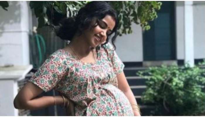 Anupama Parameswaran: బేబీ బంప్‌తో అనుపమ పరమేశ్వరన్.. షాక్‌లో ఫాన్స్! కంగ్రాట్స్ చెప్పిన కమెడియన్!!