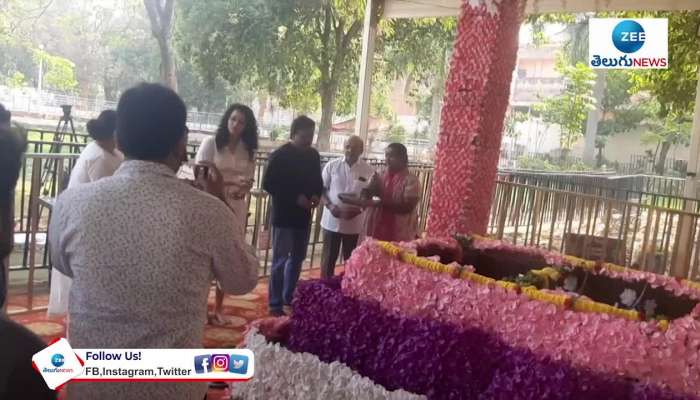 RGV Visits Puneeth Memorial