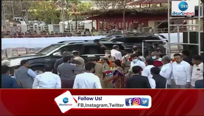  CM YS Jagan Mohan Reddy to flag off 500 Talli Bidda Express vehicles 