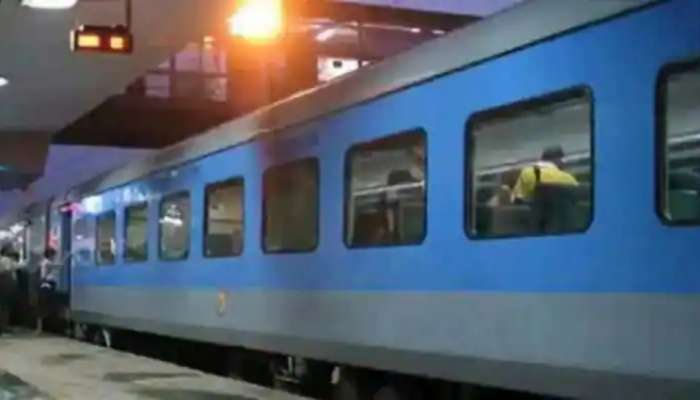 Indian Railways Latest News: రైలు ప్రయాణికులకు గుడ్ న్యూస్- ఆ సేవలు ప్రారంభం