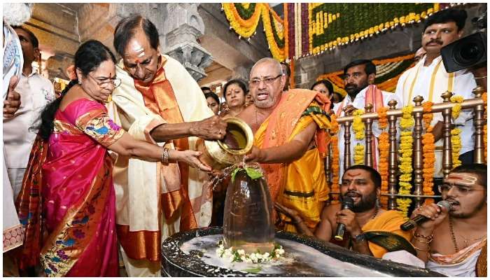 Yadadri CM KCR:యాదాద్రి సన్నిధిలో మహాకుంభాభిషేక మహోత్సవం..! 