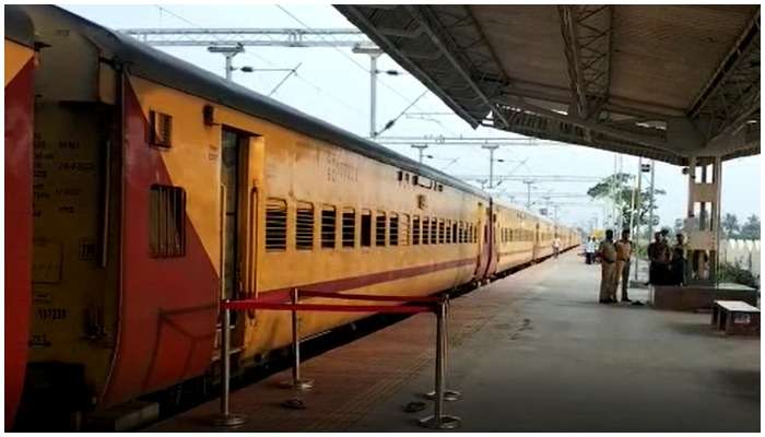 Repalle Rape case: రేపల్లెలో దారుణం..భర్త ముందే గ్యాంగ్ రేప్!