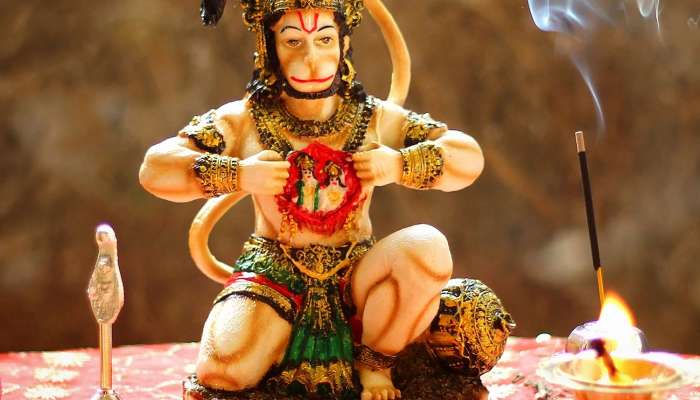 Hanuman Pooja: మంగళవారం హనుమాన్ అష్టకం పఠించడం ద్వారా శారీరక వ్యాధులు దూరం
