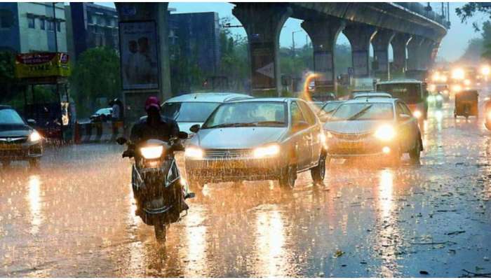 Heavy Rains: ఈదురుగాలులతో కూడిన భారీ వర్షం.. జలమయమైన హైదరాబాద్‌ మహానగరం!