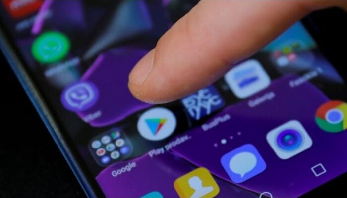 Alert for Smart Phone Users: గూగుల్ సంచలన  నిర్ణయం.. స్మార్ట్ ఫోన్ లలో ఇక ఆ యాప్ లు పనిచేయవు 