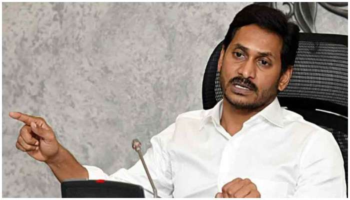 CM Jagan Serious: అలా చేస్తే జిల్లా బహిష్కరణే..సీఎం జగన్ సంచలన నిర్ణయం..!