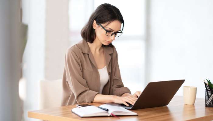 Tech Industry ఆఫీసులకు రామంటున్న ఐటీ ఉద్యోగులు 