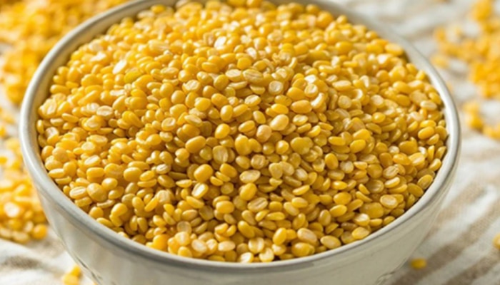 Benefits Of Yellow Moong Dal: ఎల్లో మూంగ్ దాల్ తినండి... ఈ వ్యాధులకు చెక్ పెట్టండి