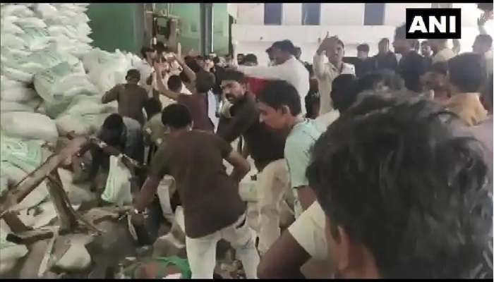 Gujarat Wall Collapse Tragedy: గోడ కూలిన ప్రమాదంలో 12 మంది మృతి.. సాగర్ సాల్ట్ ఫ్యాక్టరీలో హాహాకారాలు
