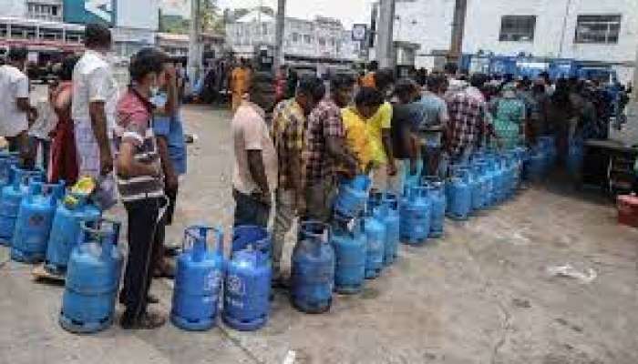 Srilanka Food Crisis: ఆహార కొరతపై ప్రధాని వార్నింగ్.. తిండి లేక చస్తున్న శ్రీలంక జనాలు 