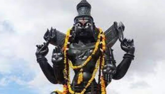 Shani Jayanti 2022: శని దేవుడిని ఈ ముహూర్తంలో పూజించి దానం చేస్తే... మీ కోరికలు నెరవేరుతాయి!