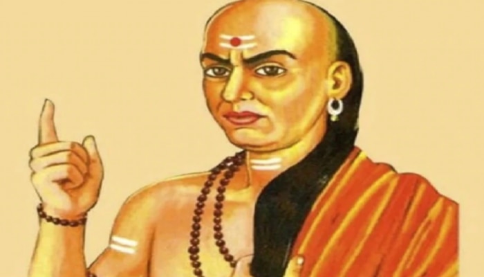 Chanakya Niti: చాణక్యనీతి ప్రకారం ఈ 4 విషయాలు ఎప్పుడూ మీ భార్యకు చెప్పకండి..!