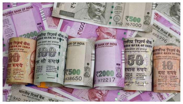 Rupee To Dollar: ఆల్‌ టైమ్ కనిష్ఠానికి భారతీయ కరెన్సీ..దిద్దుబాటు చర్యలు చేపట్టిన కేంద్రం..!