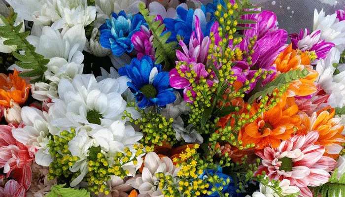  Artificial Flowers: ఇంట్లో ఆర్టిఫిషియల్ పూలుంటే..సర్వ నాశనమేనా, మరేం చేయాలి