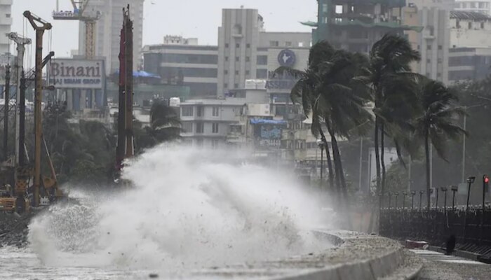 Mumbai rains: ముంబైలో భారీ వర్షాలు.. నీటమునిగిన పలు ప్రాంతాలు..