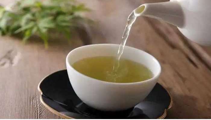 Green Tea Side Effects: గ్రీన్ టీ అతిగా తాగితే అనర్ధాలే, రోజుకు ఎన్ని కప్పులు తాగొచ్చు