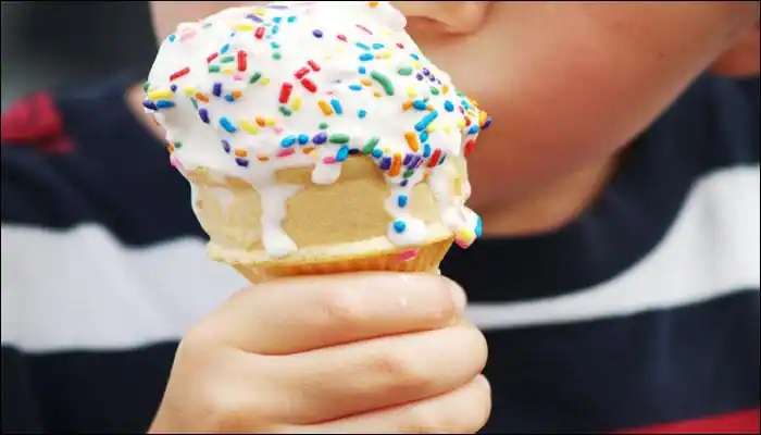 Ice cream in Monsoon: వర్షాకాలంలో ఐస్‌క్రీమ్స్ తినవచ్చా లేదా..ఏమౌతుంది