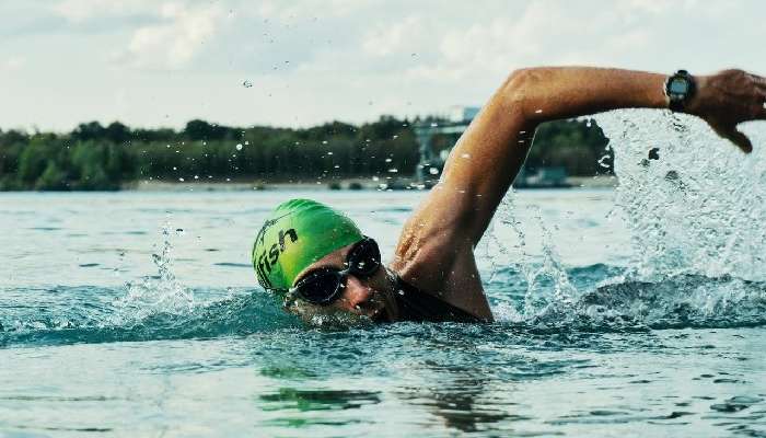 Swimming Benefits: స్విమ్మింగ్‌తో కేవలం పది రోజుల్లోనే స్థూలకాయానికి చెక్, ఎన్ని కేలరీలు కరుగుతాయి