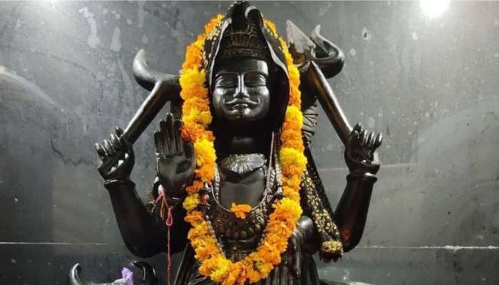 Shani Dev Blessings: సూర్యాస్తమయం తర్వాత ఈ సాధారణ పరిహారం చేయండి.. ధనవంతులు కండి!