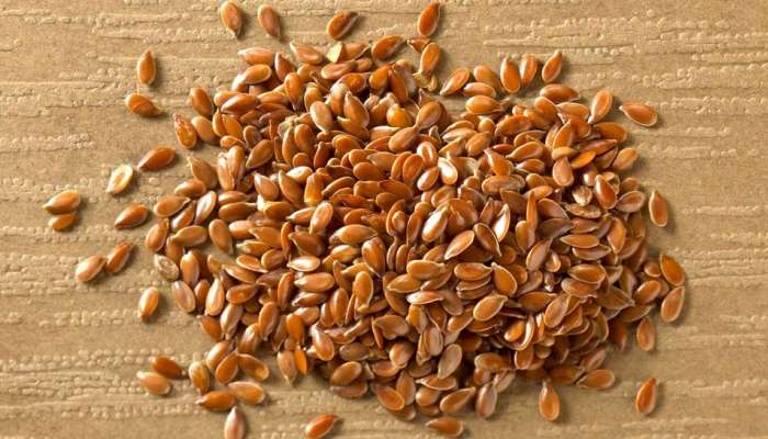 Flaxseeds Benefits: రోజూ తాగే పాలతో ఫ్లెక్స్‌సీడ్స్ తీసుకుంటే నెలరోజుల్లో అధిక బరువుకు చెక్