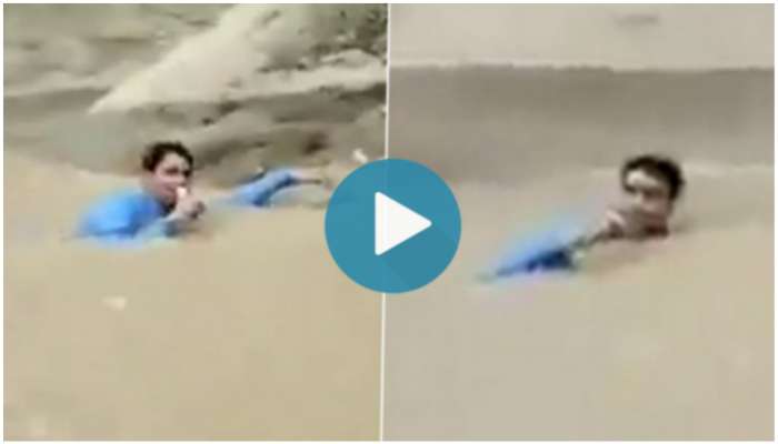 Viral Video: వరద నీటిలో న్యూస్ రిపోర్టర్ మాక్‌లైవ్..వీడియో వైరల్..నెటిజన్ల ఫిదా..!