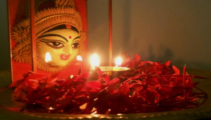 Navratri Puja Rules: నవరాత్రుల్లో దుర్గాదేవిని పూజించేటప్పుడు ఈ విషయాలు గుర్తించుకోండి..!