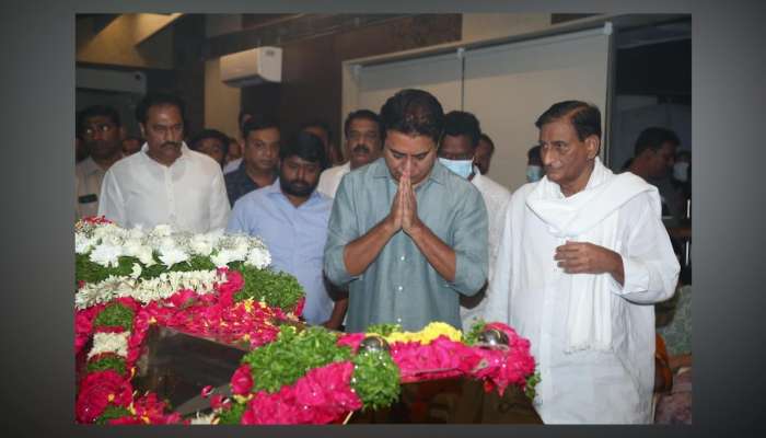 Minister KTR pays tributes to Mahesh Babu's mother