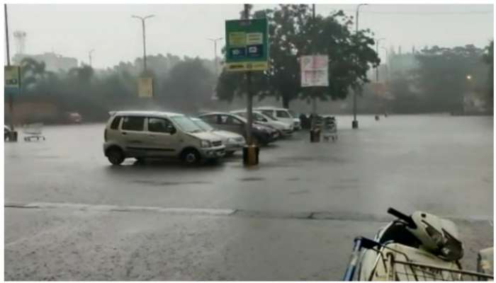 Telangana Rains: తెలంగాణలో కుండపోత వర్షాలు..వాతావరణ శాఖ కీలక హెచ్చరికలు జారీ..!