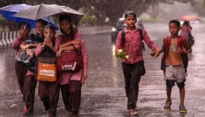UP Rain alert: భారీ వర్షాల ఎఫెక్ట్... యూపీలోని 15 జిల్లాల్లో విద్యాసంస్థల మూసివేత..