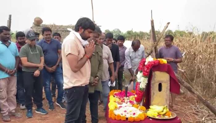 Veerasimha Reddy team pays tribute to Superstar Krishna at the shoot location
