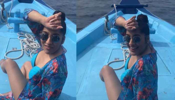 Anchor Rashmi Gautam Bikini Video From Her Maldives Vacation Goes Viral |  దాన్ని చూసి ఆగలేక బికినీలో రష్మీ హాట్ ట్రీట్.. వీడియో చూశారా?] News in  Telugu