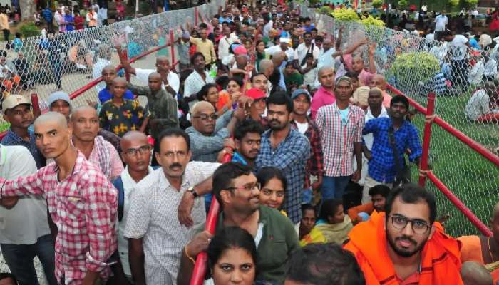 Tirumala Srivani Tickets: శ్రీవారి భక్తులకు షాక్, శ్రీవాణి టికెట్లు భారీగా కుదింపు, రోజుకు 150 టికెట్లే