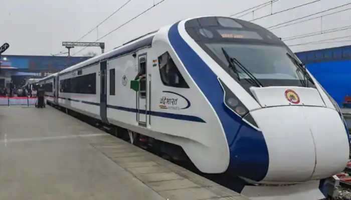 Vande Bharat Trains: వందేభారత్ రైళ్లు ఇక ప్రైవేటు‌పరం, బిడ్స్ ఆహ్వానించిన కేంద్రం