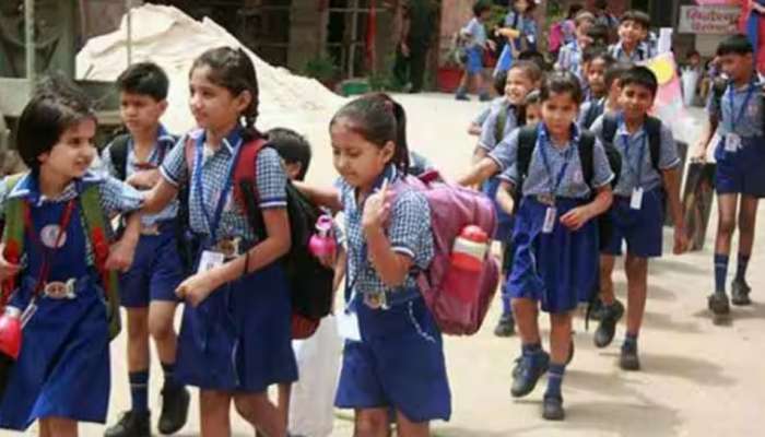 Half Day Schools in Telangana: స్కూళ్లకు ఒంటి బడులు.. మార్చి 15వ నుంచి ఏప్రిల్ 24 వరకు నిర్వహించాలని ఆదేశాలు జారీ!