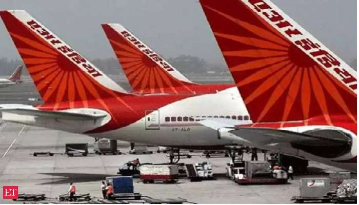 Air India Dispute: మరోసారి వివాదంలో ఎయిర్ ఇండియా, చికాగో విమానాశ్రయంలో చిక్కుకున్న 300 మంది ప్రయాణీకులు
