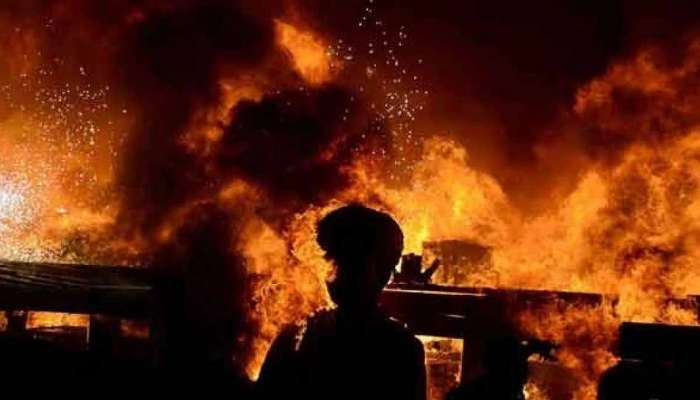 Blast at Tamilnadu: పండుగ పూట పెను విషాదం.. ఎనిమిది మంది సజీవ దహనం?