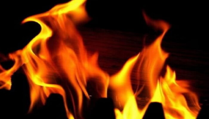Fire Accident: హైదరాబాద్‌లో విషాదం.. చిన్నారి సహా దంపతుల సజీవ దహనం..