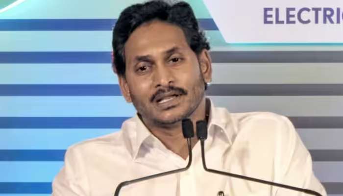 Ys Jagan Coments: సెప్టెంబర్ నుంచి విశాఖలోనే కాపురం, మే 3వ తేదీన అదానీ డేటా సెంటర్ ప్రారంభం