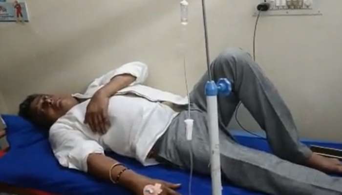 Comedian Prudhvi : హాస్పిటల్ బెడ్డు మీద పృథ్వీరాజ్.. సినిమాల గురించే ఆలోచిస్తున్నాడట.. ప్రమోషనల్ స్టంటా?