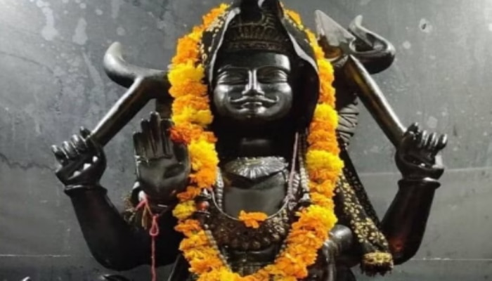 Shani Jayanti 2023: శని జయంతి నాడు 3 శుభ యోగాలు.. శనిదేవుడి అనుగ్రహం పొందడానికి ఇలా చేయండి..